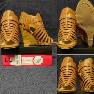 Cognac Strappy Wedges